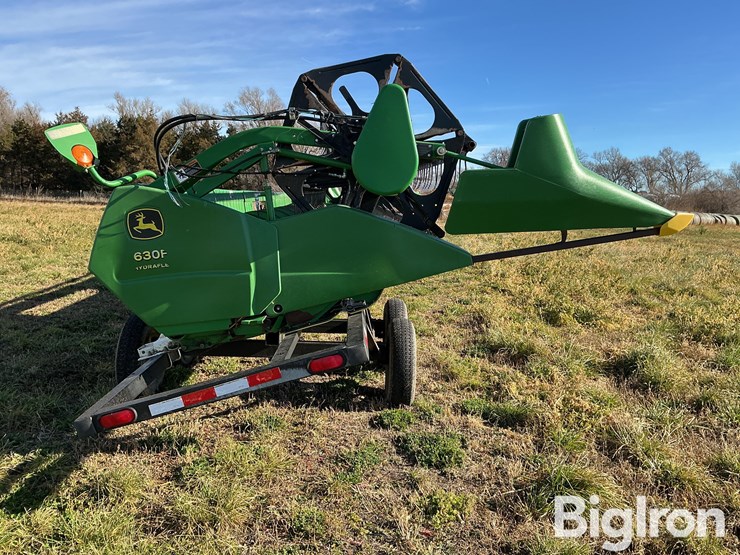 john-deere-630f-image-4