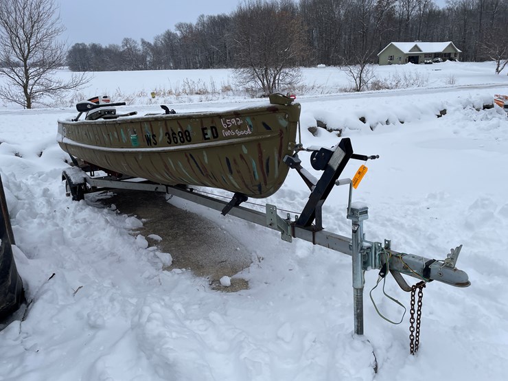 #7485-•-alumacraft-fdl-aluminum-fishing-boat-(no-title)-image-3