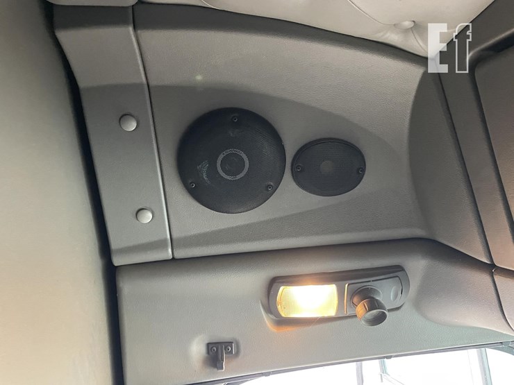 kenworth-t2000-image-28