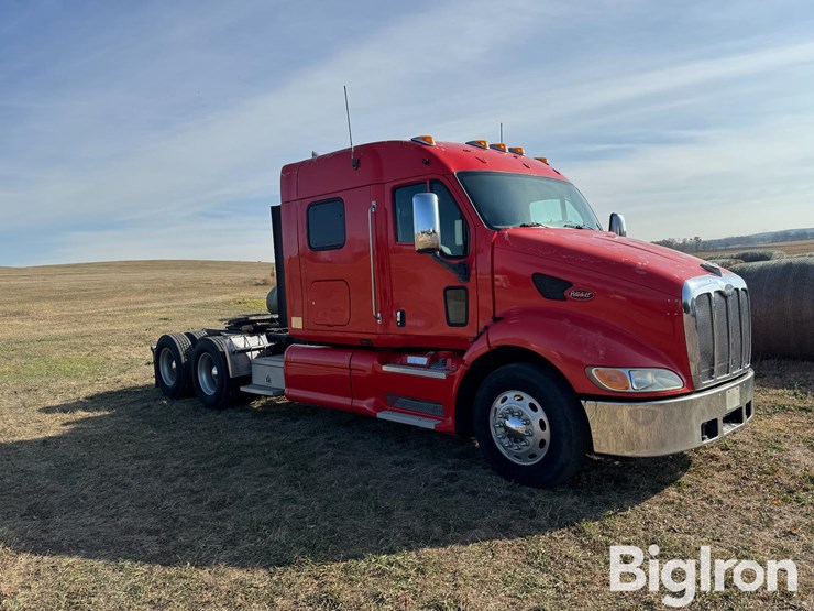 2006-peterbilt-387-image-3