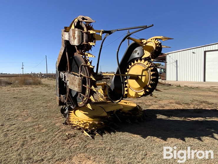 2018-new-holland-750bfia-image-3