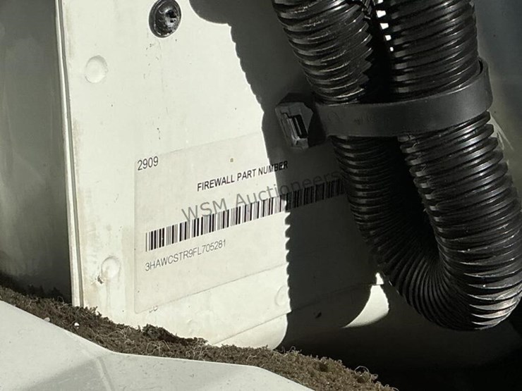 2015-international-7400-image-21