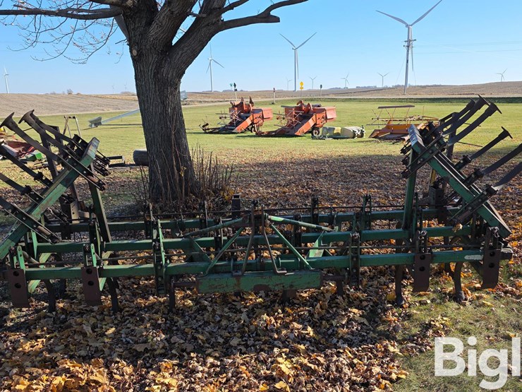 john-deere-18-image-2