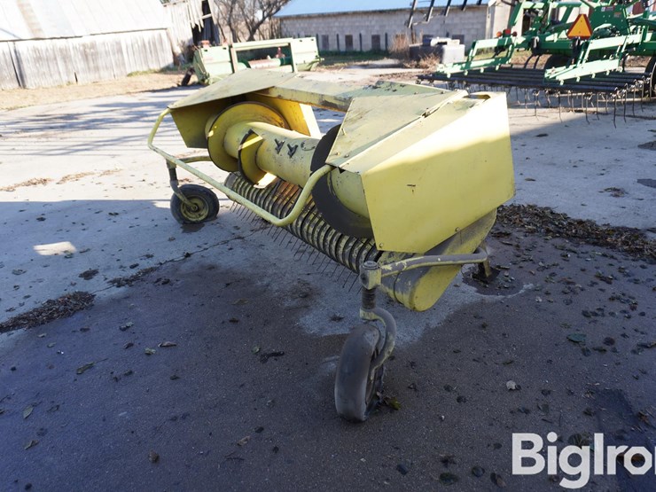 john-deere-7-image-1