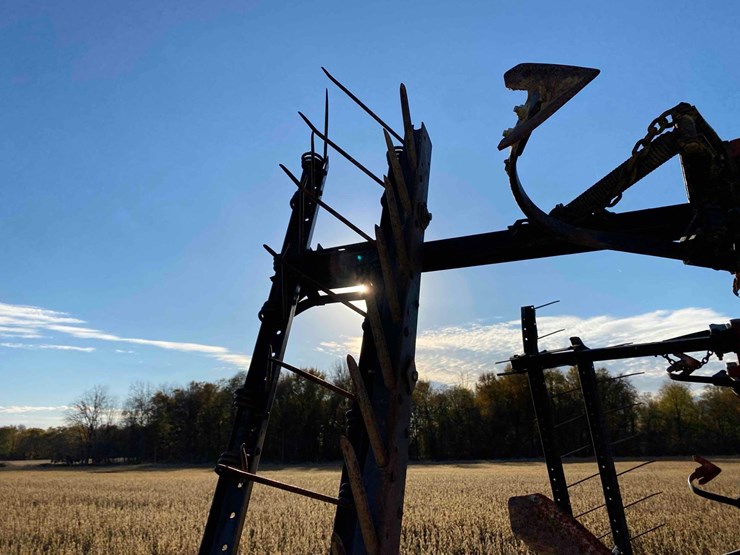 case-ih-4300-image-51