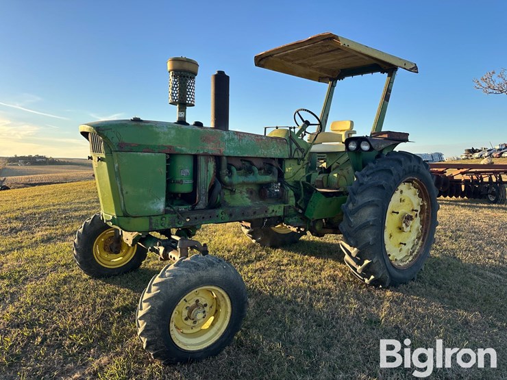 john-deere-4010-image-1