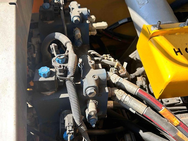 sakai-sw880-image-16