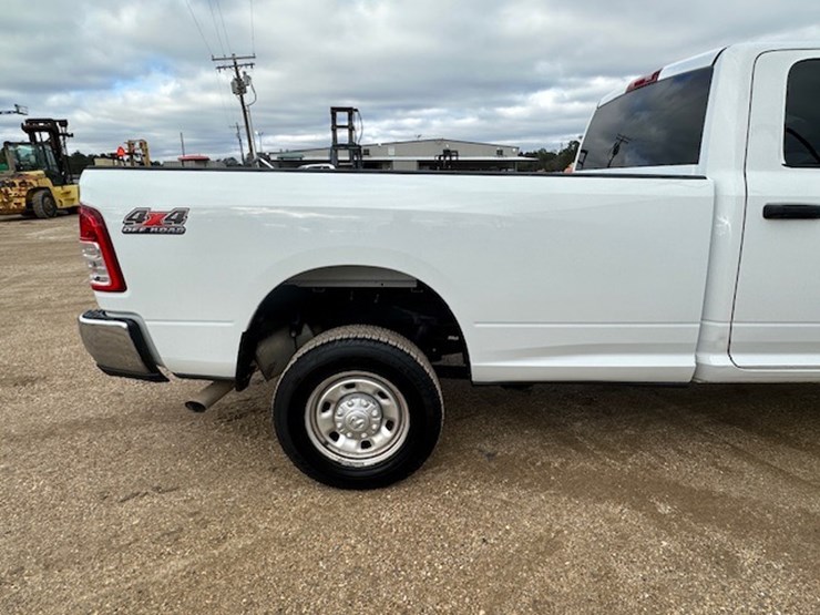 2022-dodge-ram-2500-image-21