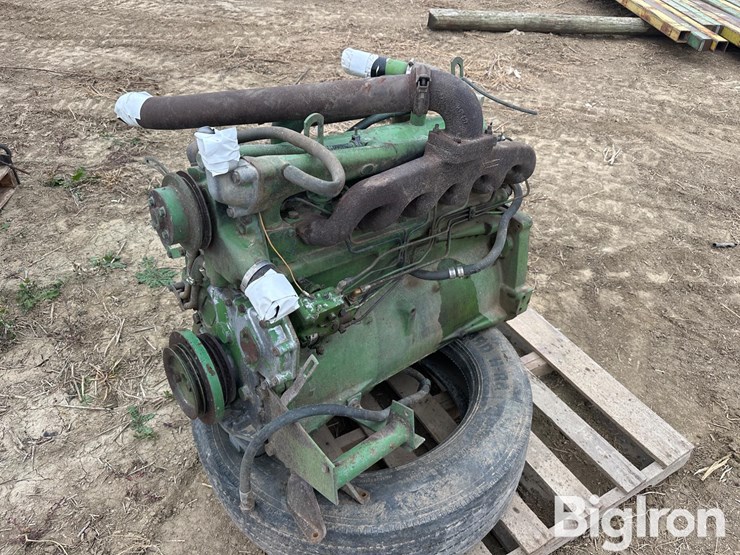 john-deere-329-image-1