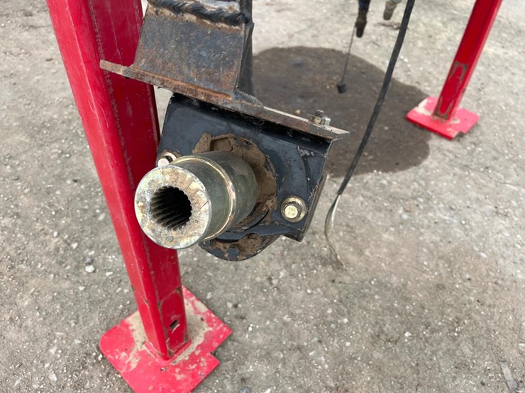 massey-ferguson-8800-image-8