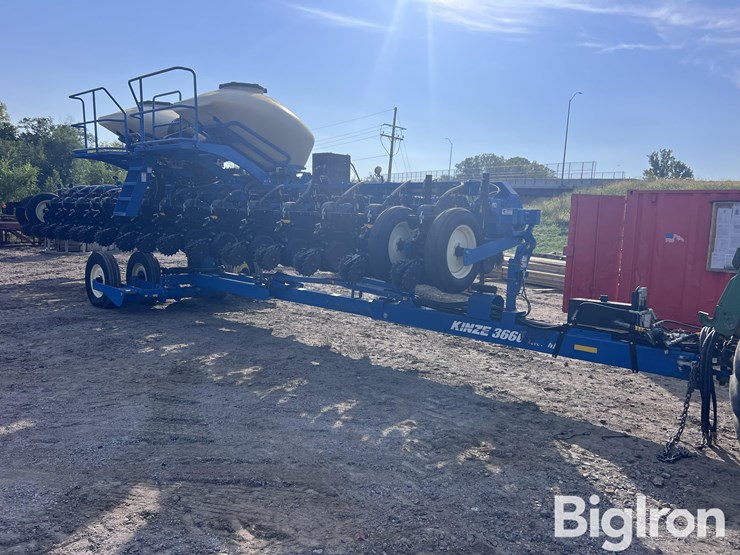 2020-kinze-3660-image-2