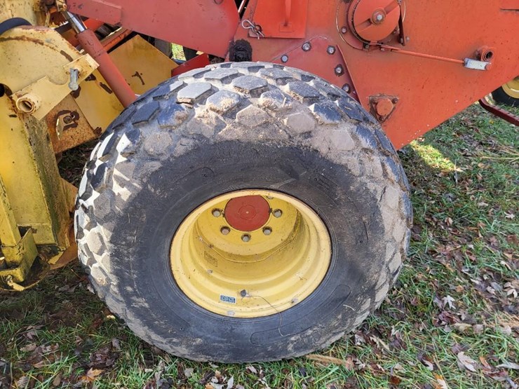 new-holland-1499-image-19