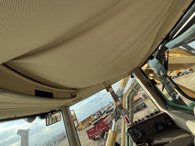 john-deere-7220-image-44