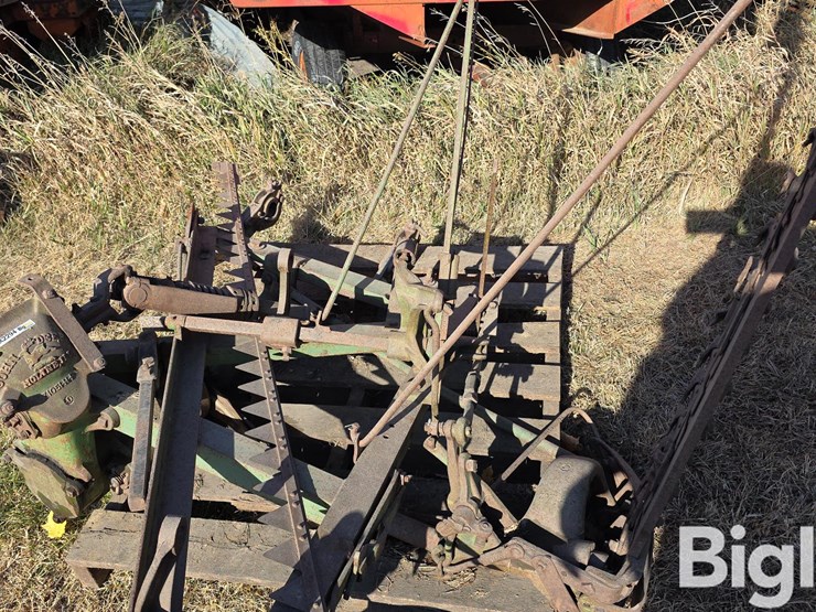 john-deere-7-image-18