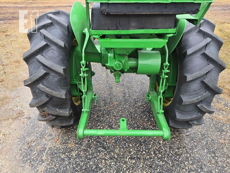 john-deere-m-image-10