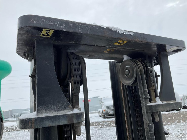 mitsubishi-fg30-image-17