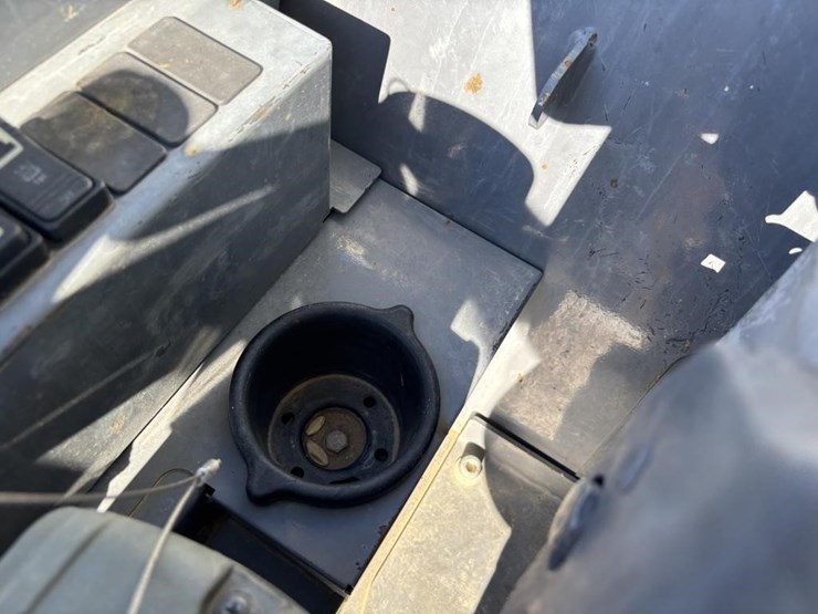 takeuchi-tb240-image-37