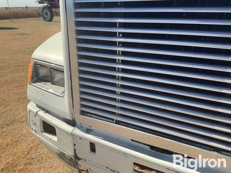 freightliner-fld112-image-19