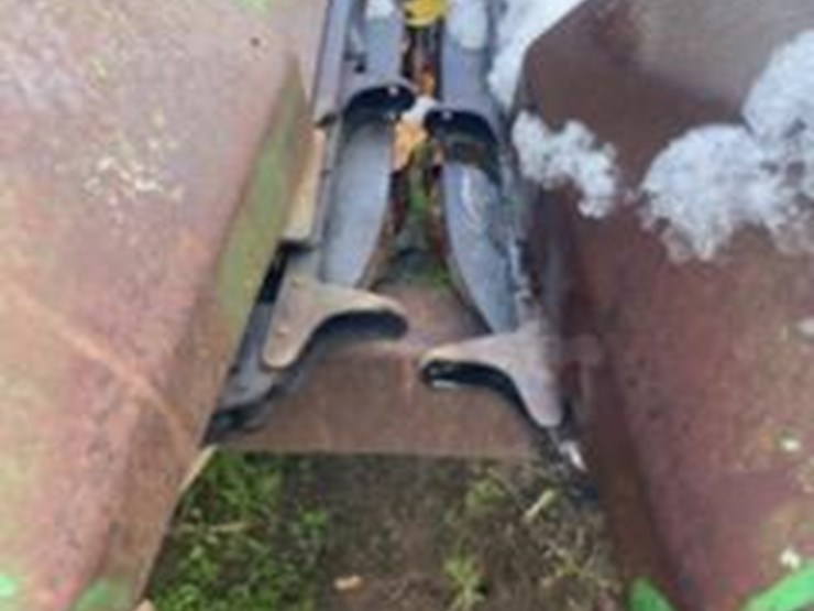 john-deere-843-image-13