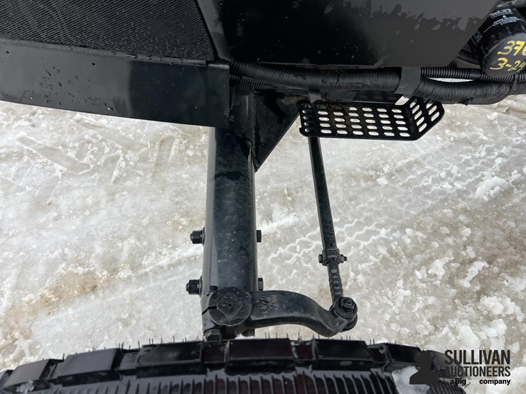 case-ih-farmall-70a-image-16