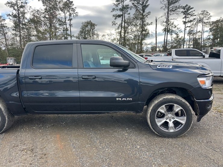 dodge-ram-1500-image-19