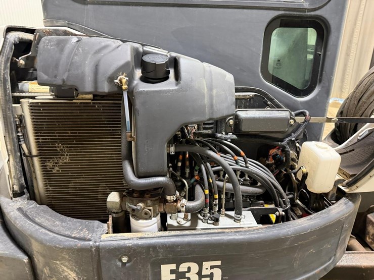 bobcat-e35-image-25