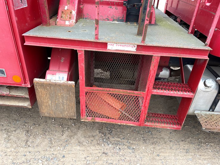 #1119-•-2009-freightliner-digger-derrick-(has-mn-title)-image-47