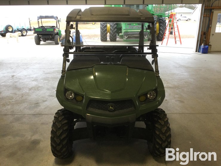john-deere-gator-image-2