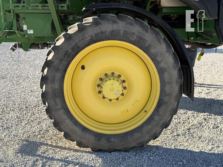 john-deere-r4038-image-8