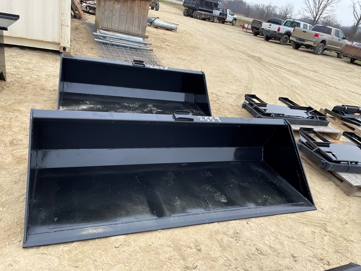 #2559-•-new-kc-90"-skid-steer-bucket-image-3