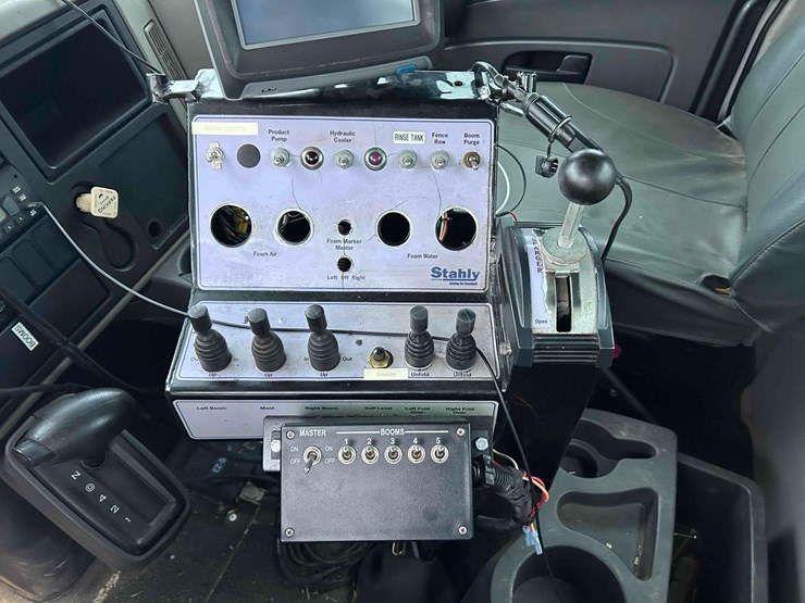 international-durastar-4300-image-47