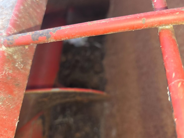 buhler-farm-king-1034-image-19