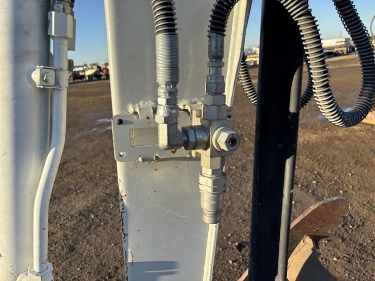 takeuchi-tb230-image-16