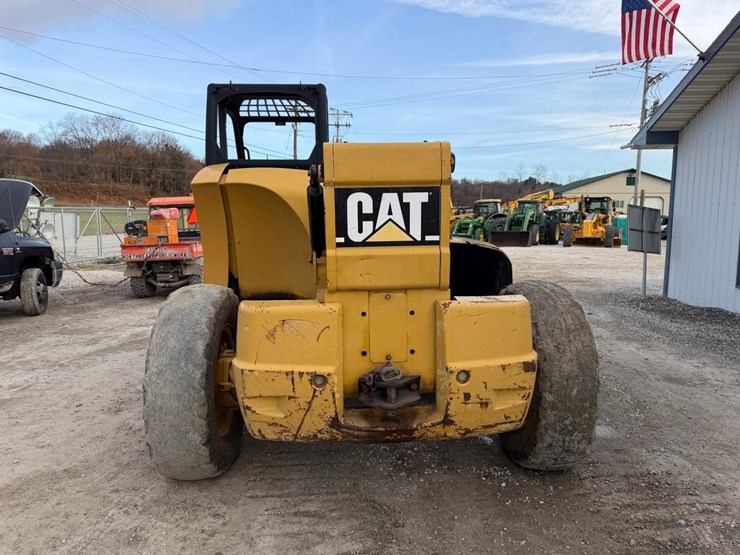 caterpillar-th350b-image-4