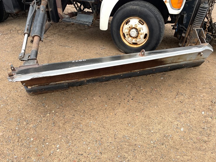 #1113-•-1998-ford-louisville-plow-truck-(has-mn-title)-image-36