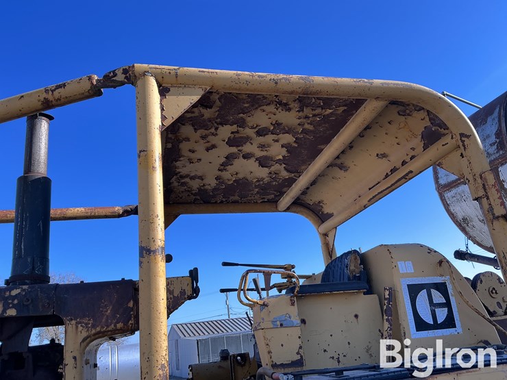 caterpillar-d7-image-10