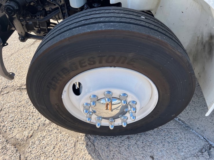 international-durastar-4300-image-12