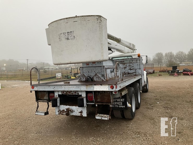 international-4900-image-5