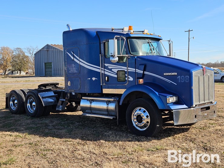 2007-kenworth-t800-image-3