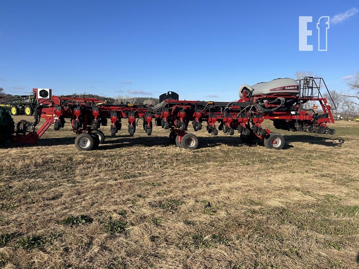 2013-case-ih-1265-image-3