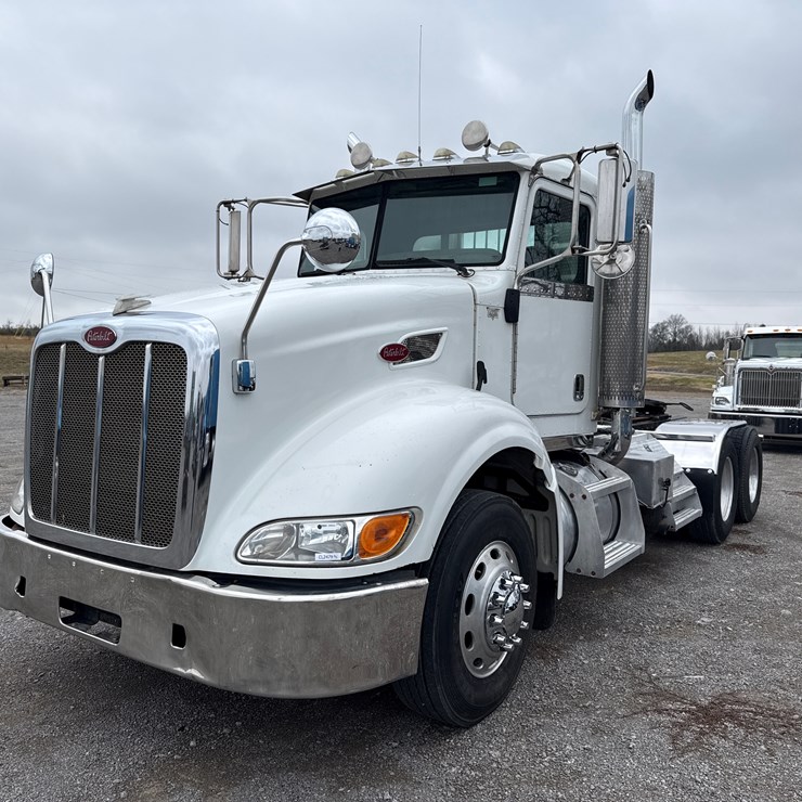 2008 PETERBILT 386