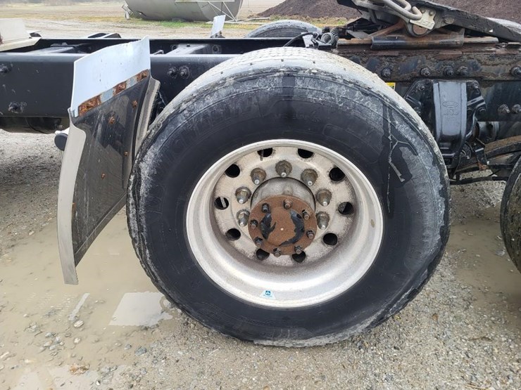 2012-peterbilt-386-image-20