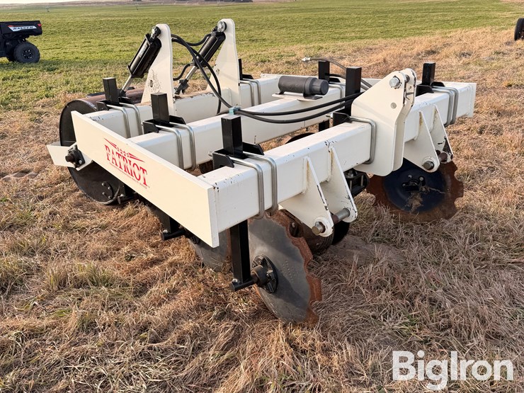 patriot-pivot-track-closer-image-3