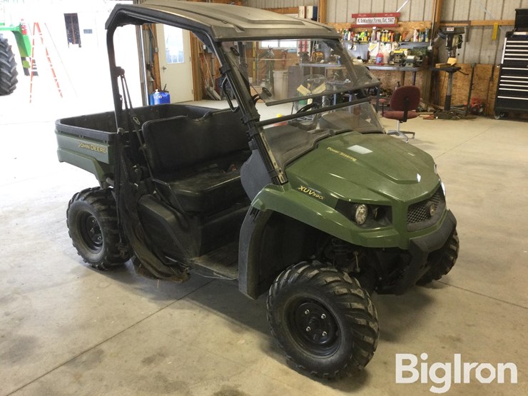 john-deere-gator-image-3