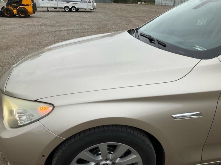 #2053-•-2010-bmw-550gt-car*-image-13