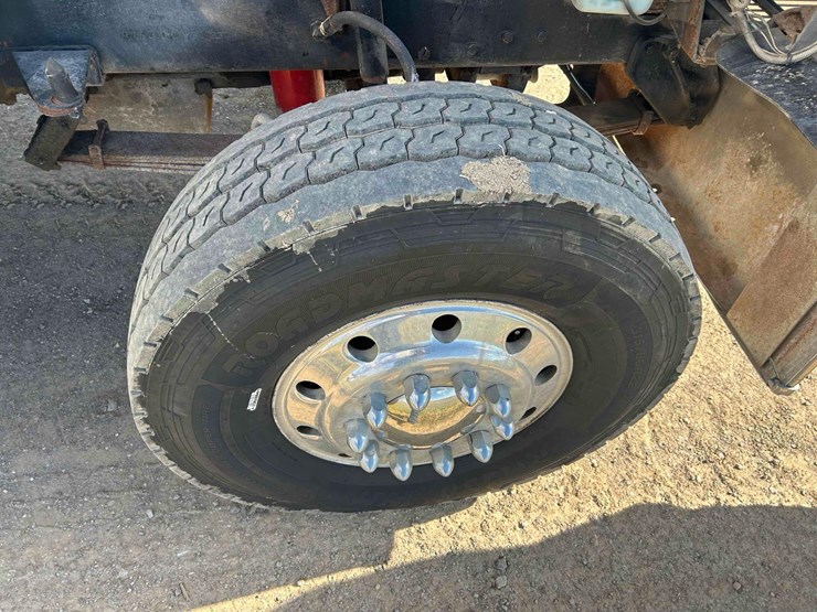 western-star-4964f-image-25