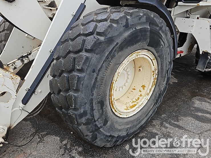 2014-caterpillar-930k-image-8