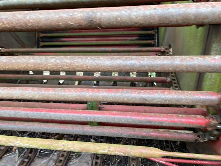 new-holland-850-image-24