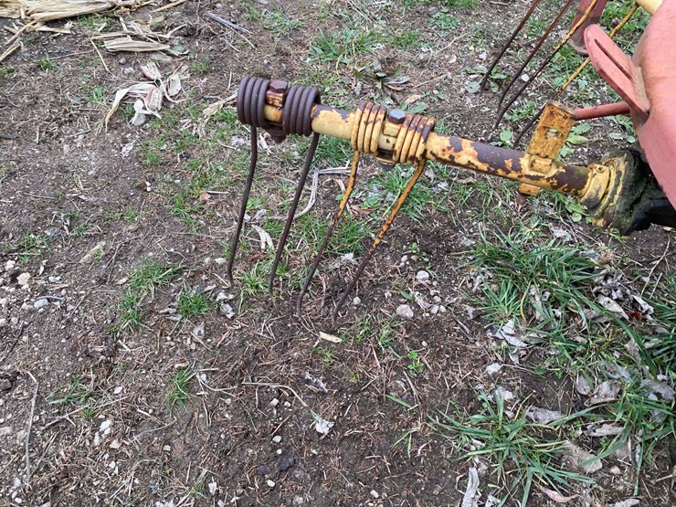 new-holland-255-image-7