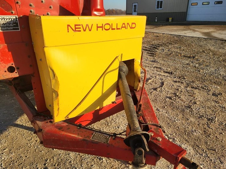 new-holland-358-image-10